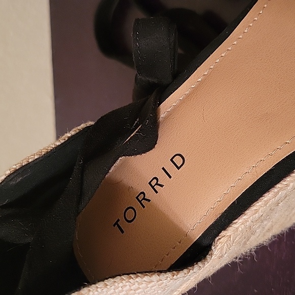 Torrid black ankle wrap espadrilles size 7WW - Picture 5 of 8